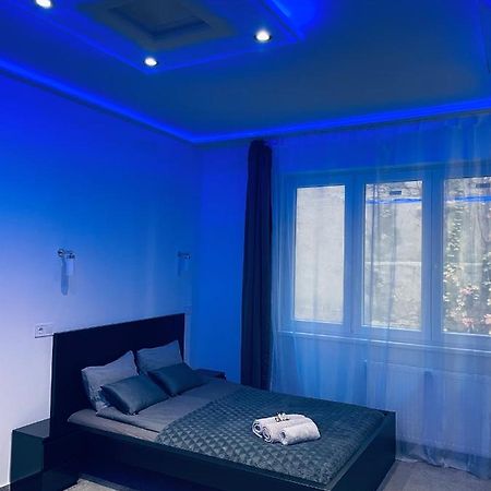 Luxury Suites Budapeste Exterior foto